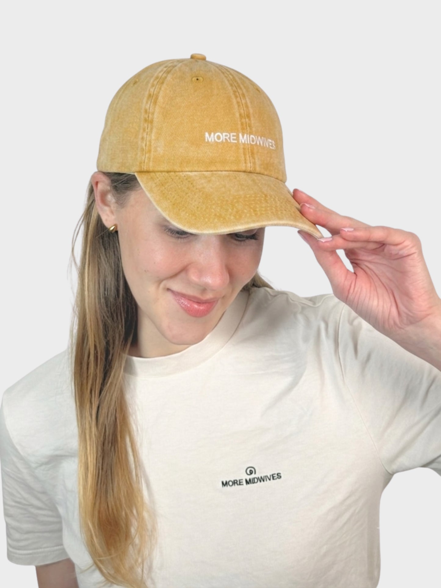 MORE MIDWIVES Cap Classic