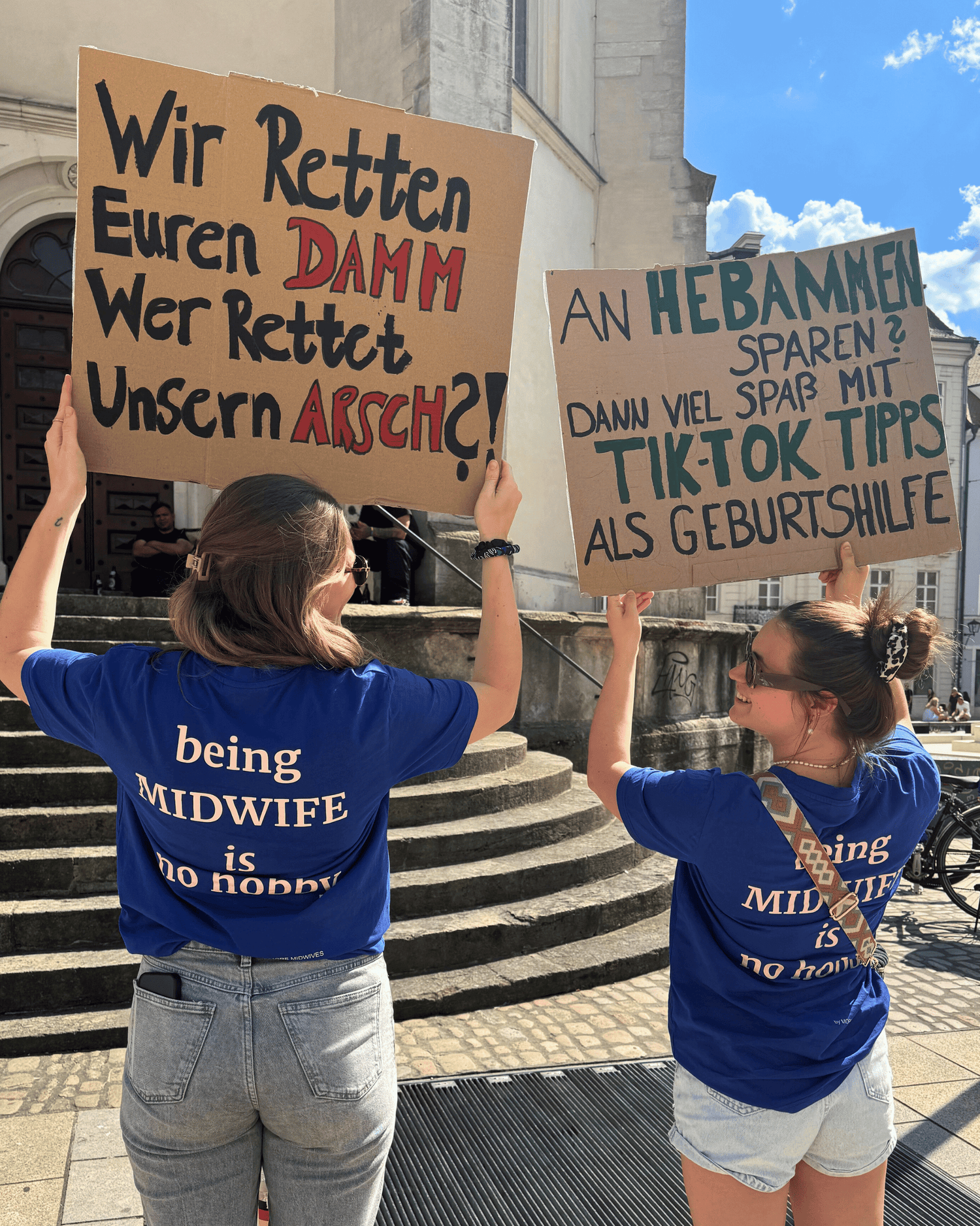 MORE MIDWIVES Wir retten euren Damm wer rettet unsern Arsch? Hebamme sein ist kein Hobby